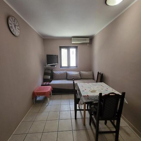 Apartment Katarina 多布罗塔 外观 照片